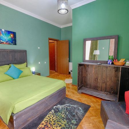 Euphoria Inn Tbilisi Buitenkant foto